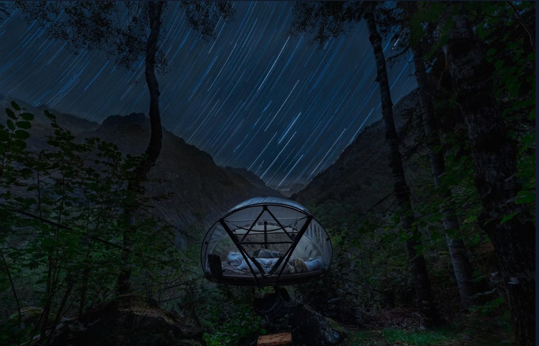 Dormir sous les étoiles dans une bulle