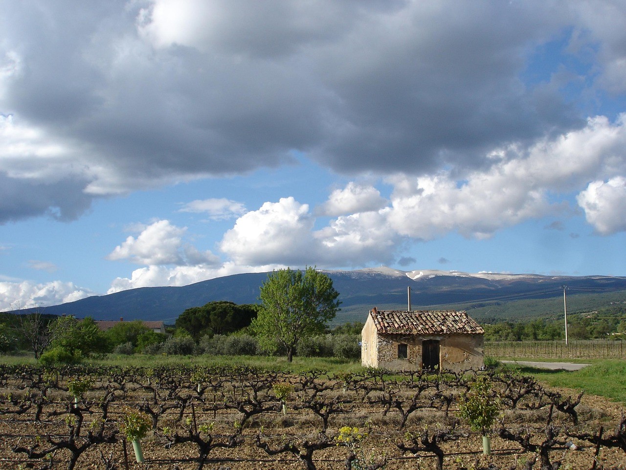 Les villages au pied du Ventoux
